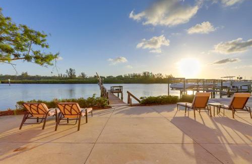 Sunset Reef Apartamento | Redington Shores Vacation Rental - Walk to Beach!
