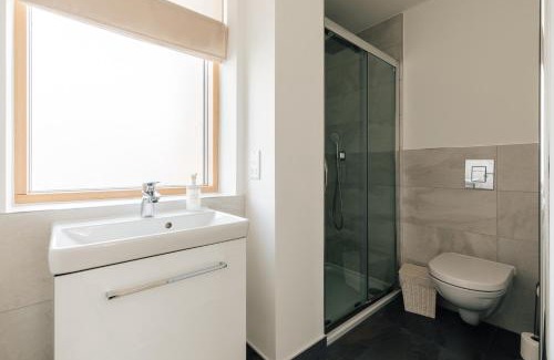 Bristol Casa | Redland Stay In Bespoke Home 1 of 2