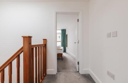 Bristol Casa | Redland Stay In Bespoke Home 1 of 2