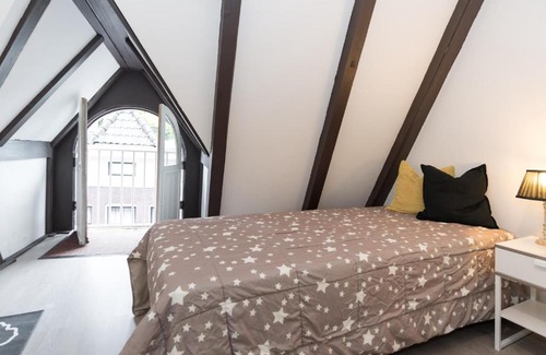 Red Light District Cama Y Desayuno | RedLight District Apartment 2
