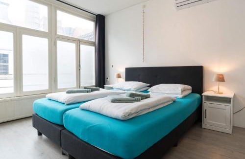 Red Light District Apartamento | RedLight District Private Smokers Friendly Studio