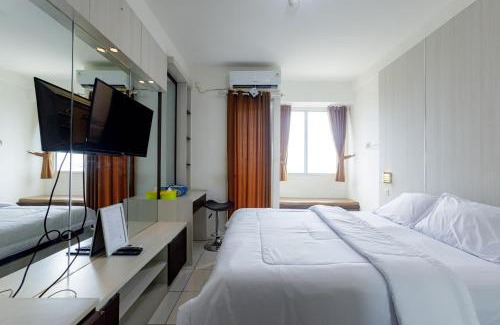 Cikarang Apartamento | RedLiving Apartemen Riverview Residence - UV Rooms Tower Mahakam with Netflix