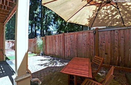 Education Hill Casa | Redmond Hideaway Home - spacious, quiet, and close to everything!