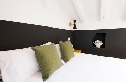 Barrio de La Latina Apartamento | Redondilla Apartment