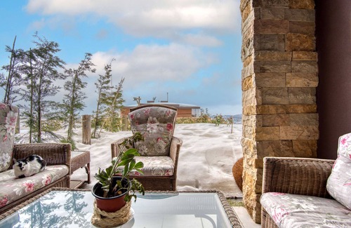 Kfardebian Apartamento | Haven's 1-BR Apt in Redrock Batroun