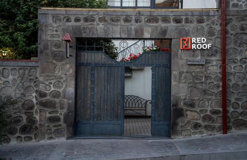 Goris Casa | REDROOF country house hotel