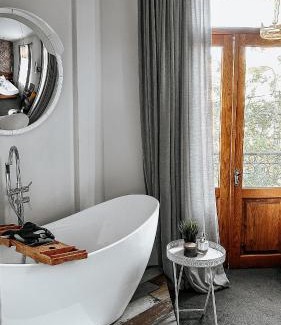 Tbilisi City Centre Hotel | Redrum Tbilisi Boutique Hotel
