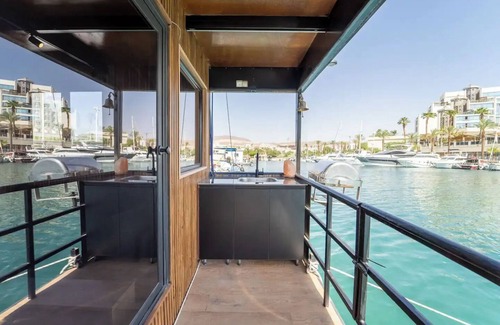Negev Desert Alquiler De Eote | RedSeaSuite New Deluxe Duplex Suite Above Water