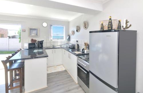 L'Agulhas Apartamento | Redsky self catering Agulhas