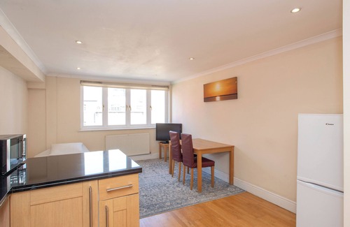 South Bank Apartamento | *Reduced* Southwark Two Bedroom Apartment