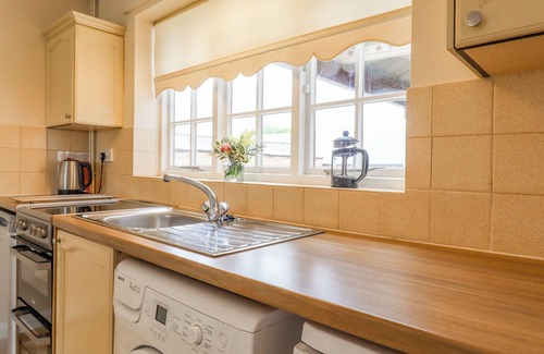 Covington Cabaña | Redwood Cottage