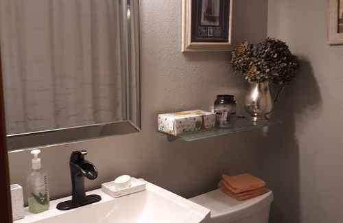 Crescent City Casa | Redwood Hideout Guest Quarters