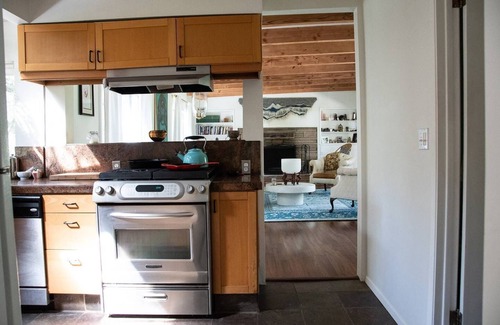 Topanga Casa | Redwood House☀️Magical Topanga Getaway Park Access