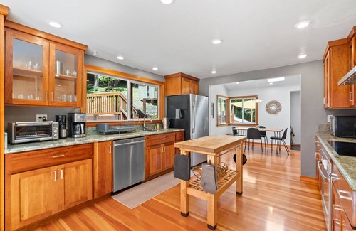 Ben Lomond Cabina | Redwood Oasis - Eco-luxury cabin with hot tub in the Santa Cruz Mountains