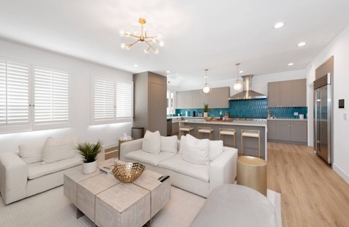 Silver Strand Casa | Reef Mall