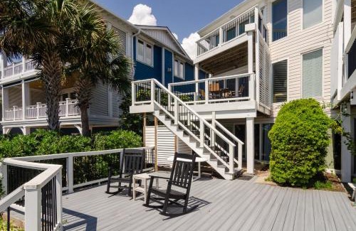 South End Casa | Reefs Edge by Bryant Real Estate