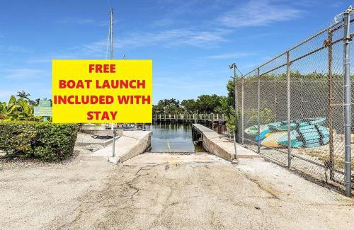 Marathon Casa | Reel Hip Heated Pool, Boat Slip, Heat, King Bed