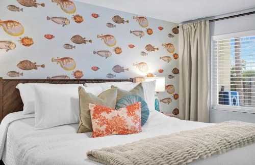 Marathon Casa | Reel Hip Heated Pool, Boat Slip, Heat, King Bed