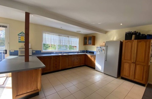 Lake Tyers Beach Casa | Reel & Relax: 3BR Beach House - Fish, Swim, Surf
