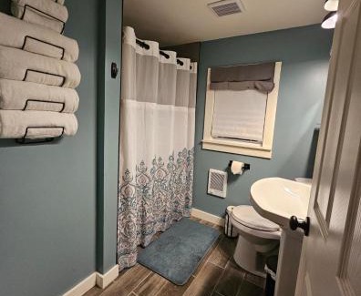 Houghton Lake Casa | Reel Relaxin Retreat to Getaway!