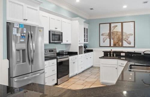 Plantation Casa | Reel Time 6 BD St George Island FL Vacation Re