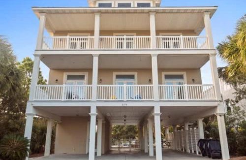 Plantation Casa | Reel Time 6 BD St George Island FL Vacation Re