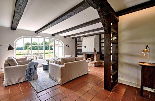 Klein Hansdorf Casa | Reetdach-Villa mit Blick in die Natur - 160m² Entspannung pur