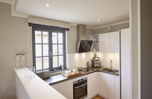 Kreptitz Casa | Reetland am Meer - Premium Reetdachvilla mit 3 Schlafzimmern, Sauna und Kamin E18