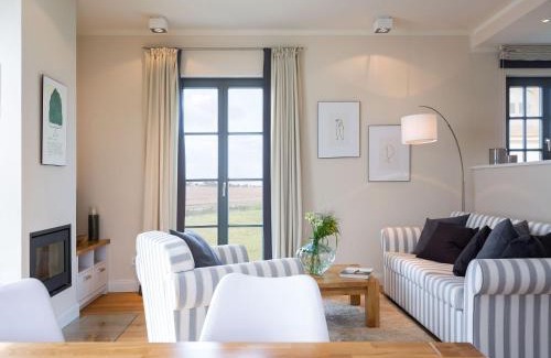 Kreptitz Casa | Reetland am Meer - Premium Reetdachvilla mit 3 Schlafzimmern, Sauna und Kamin E03