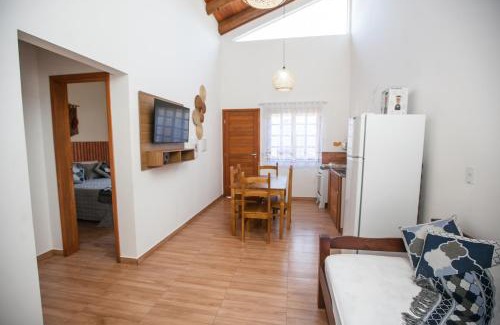 Estaleiro Casa | Refúgio a 5min da Praia-2 vagas, Pet OK & Churras