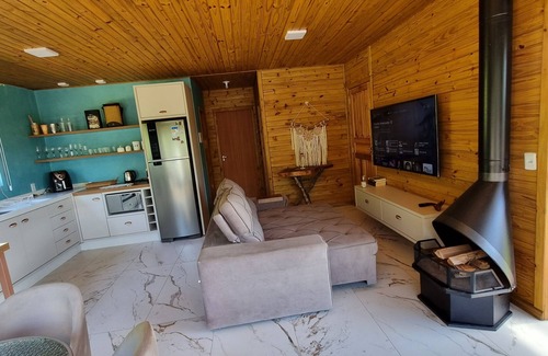 Garopaba Chalet De Esquí | Refúgio da Montanha a Poucos Minutos das Principais Praias da Região