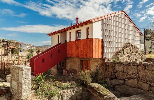 Guimaraes Casa | Refúgio House Natura Moinho de Água - Eco House