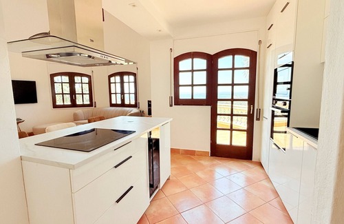 El Mas Fumats Villa | Ref. Hue19 - ACOGEDORA VILLA CON VISTAS AL MAR