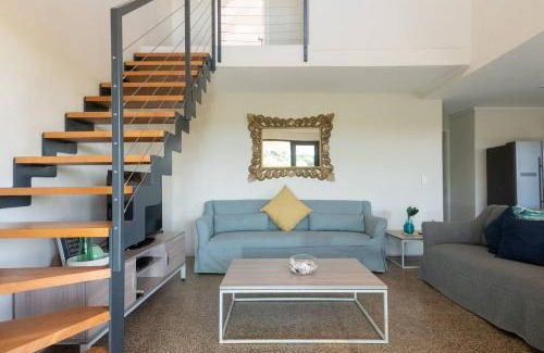 Prince's Grant Golf Estate Apartamento | Refined 3 Bedroom Apartment Princes Grant