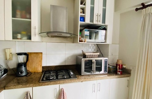 Leuro Apartamento | Refined 3BR Duplex with Ocean Charm