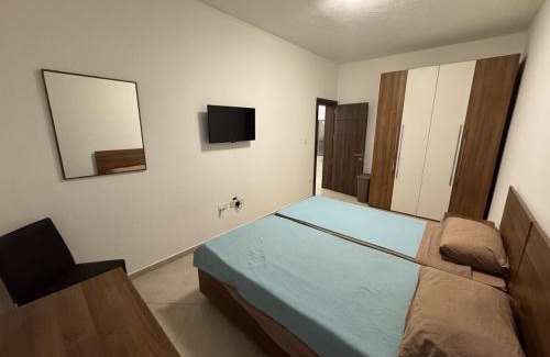 Tower Road Apartamento | Refined beachfront apartment