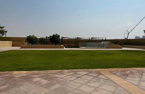 Jumeirah Village Apartamento | Refined Studio-Ghalia Tower