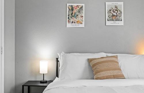 Fossil Creek Apartamento | Refined Unit 2BR, 2BA Pool Access