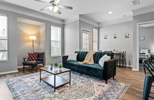 Fossil Creek Apartamento | Refined Unit 2BR, 2BA Pool Access