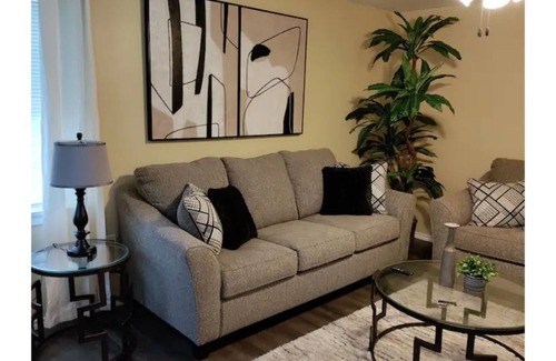Lakeview Jefferson County Casa | Refinery within 5 miles