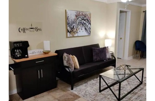 Lakeview Jefferson County Casa | Refinery within 5 miles