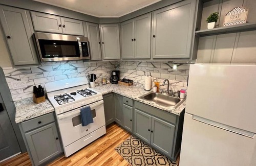 White Mills Casa | Reflections at the Lake