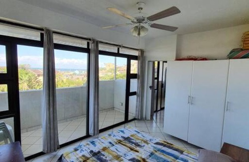 Kingsburgh Apartamento | Refreshing 3-Bedroom Family Unit On The Beach.