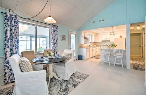 Colonial Beach Cabaña | Refreshing Colonial Beach Vacation Rental!