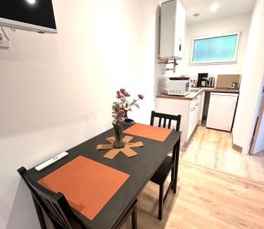 Plouedern Apartamento | Refuge des voyageurs - studio neuf - Ancrage indépendant Rez de jardin