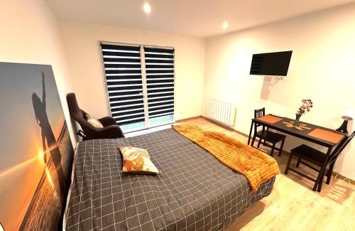 Plouedern Apartamento | Refuge des voyageurs - studio neuf - Ancrage indépendant Rez de jardin