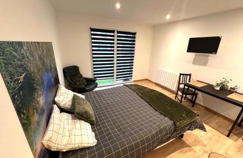 Plouedern Apartamento | Refuge des voyageurs - Studio neuf - Rivage indépendant en rez de jardin