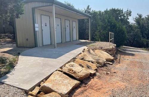 Jacksboro Alquiler De RV | Refuge Group Campground at Lake Godstone