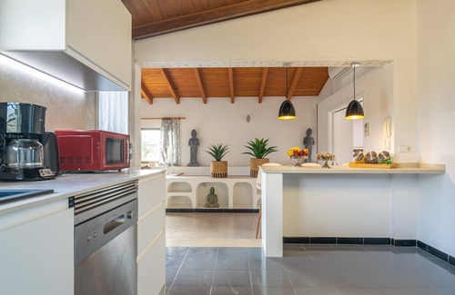 Lloseta Villa | REFUGI DE LES AGUILES - Villa con piscina privada y precioso jardín a las afueras de Llos