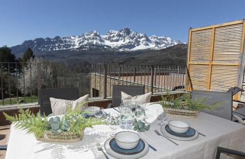 Panticosa Apartamento | Refugio del Valle by BeValle